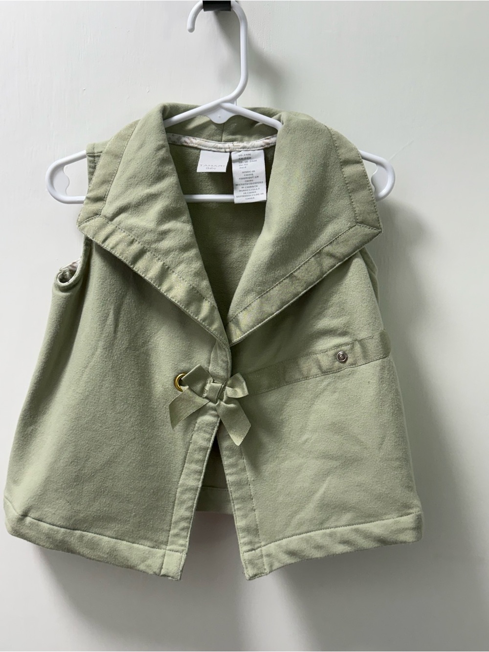 Tahari Light Green Girls' Sleeveless Jacket with Bow